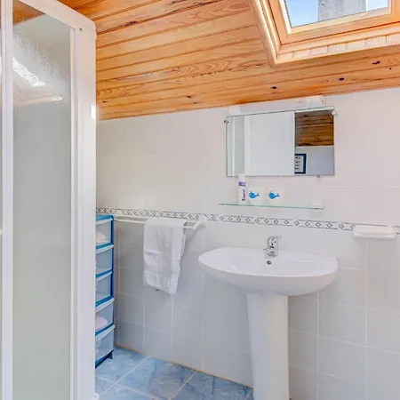 Hébergement de vacances Maison De Famille Face A Sur