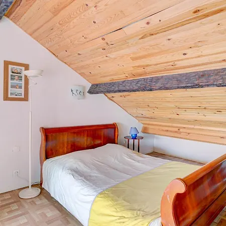 Hébergement de vacances Maison De Famille Face A Sur *