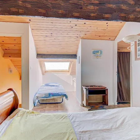 Hébergement de vacances Maison De Famille Face A Sur